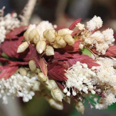 Couronne de fleurs champêtre